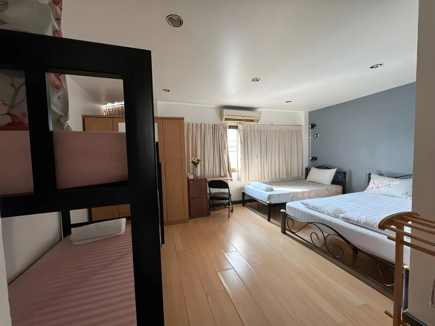 Photo - BaanSu Hostel