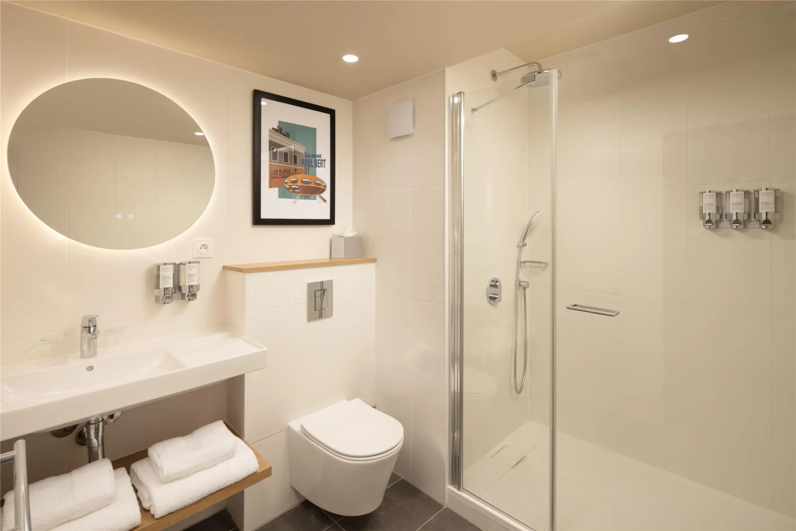Photo - Hampton By Hilton Paris Saint Ouen