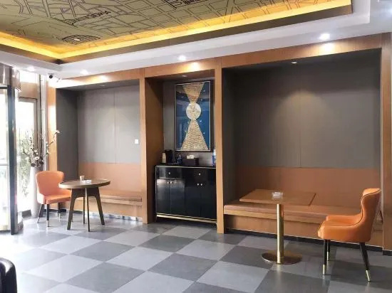 Inzone Garland Select Hotel (Jiyang Bus Terminal Branch)