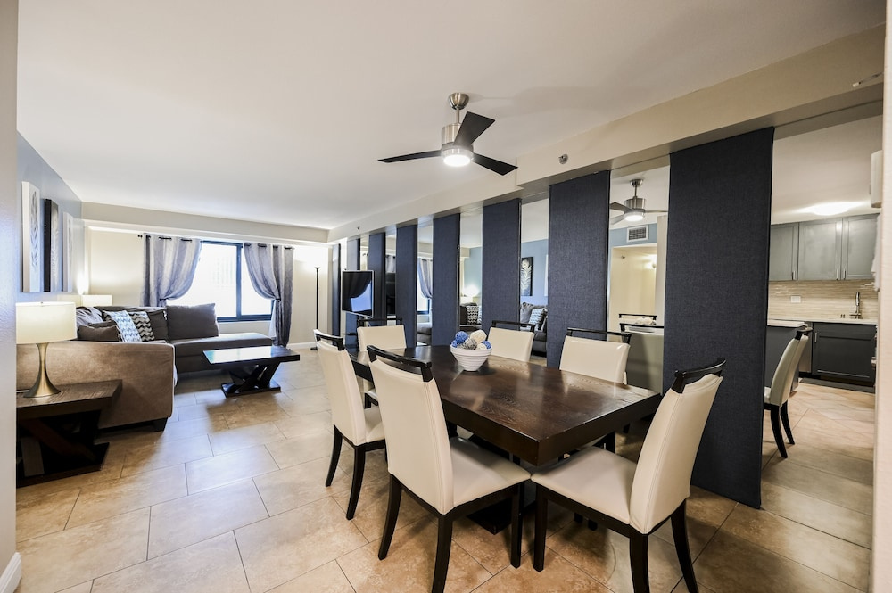 Photo - StripViewSuites at Jockey Club
