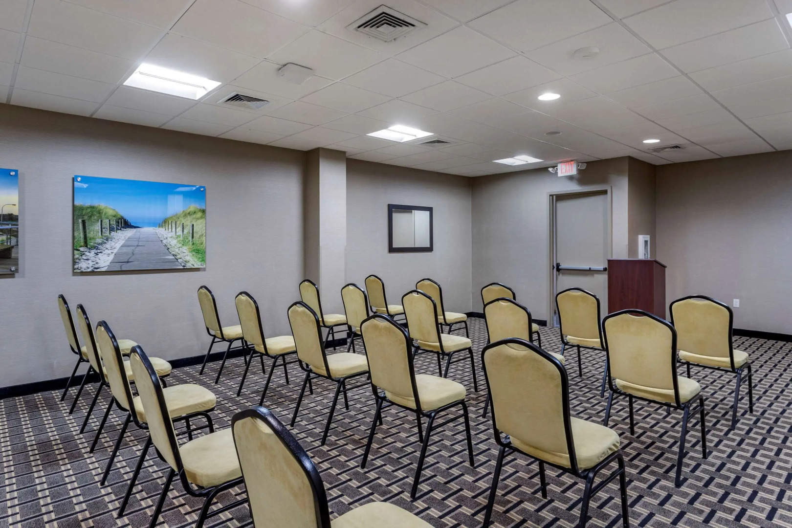 Photo - Comfort Inn Syosset-Long Island