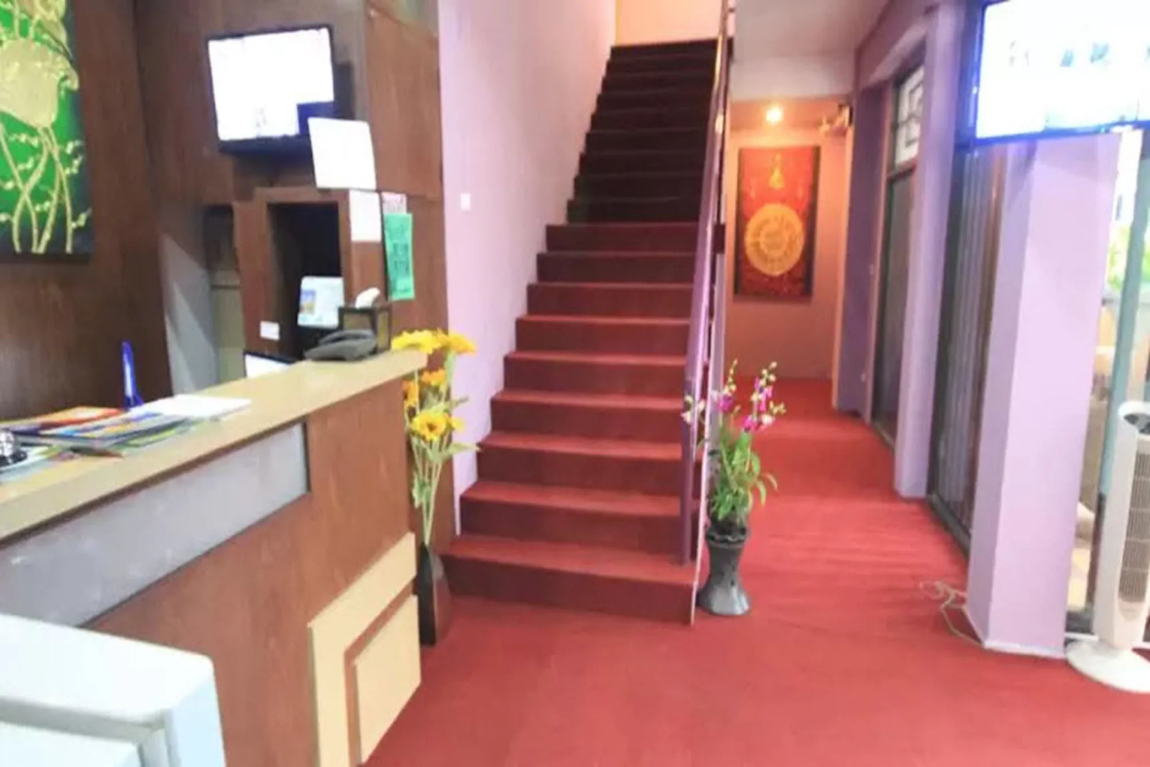 Photo - Home Place Hotel