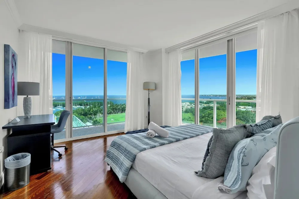Photo - Tropical Paradise Spacious 3 bedroom