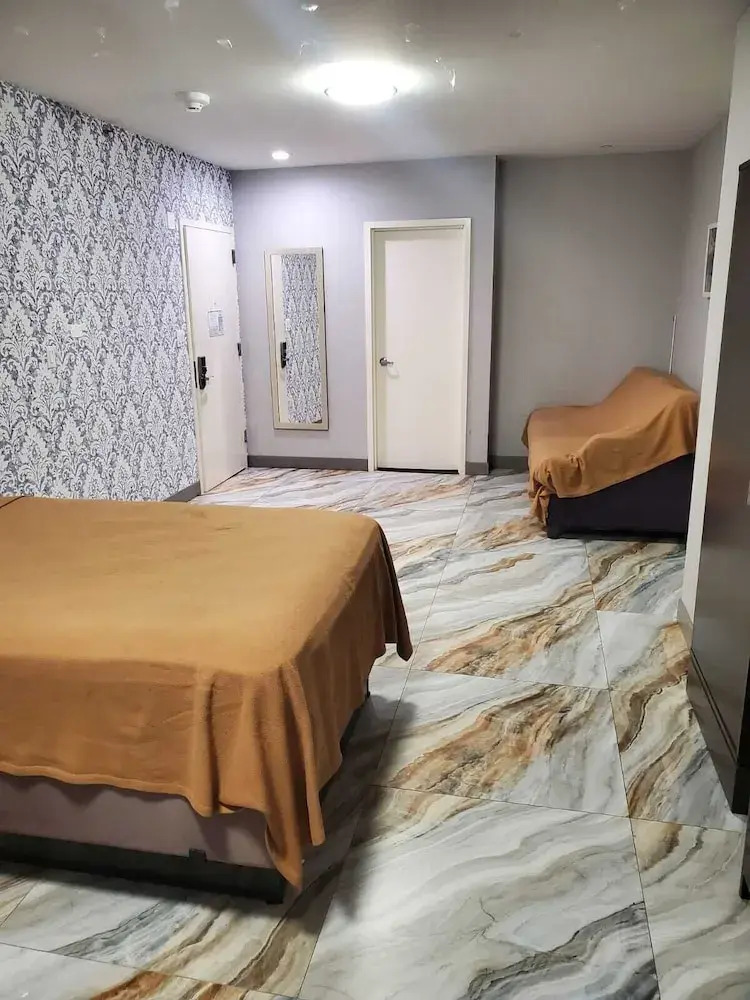 Photo - The Essence Hotel at JFK