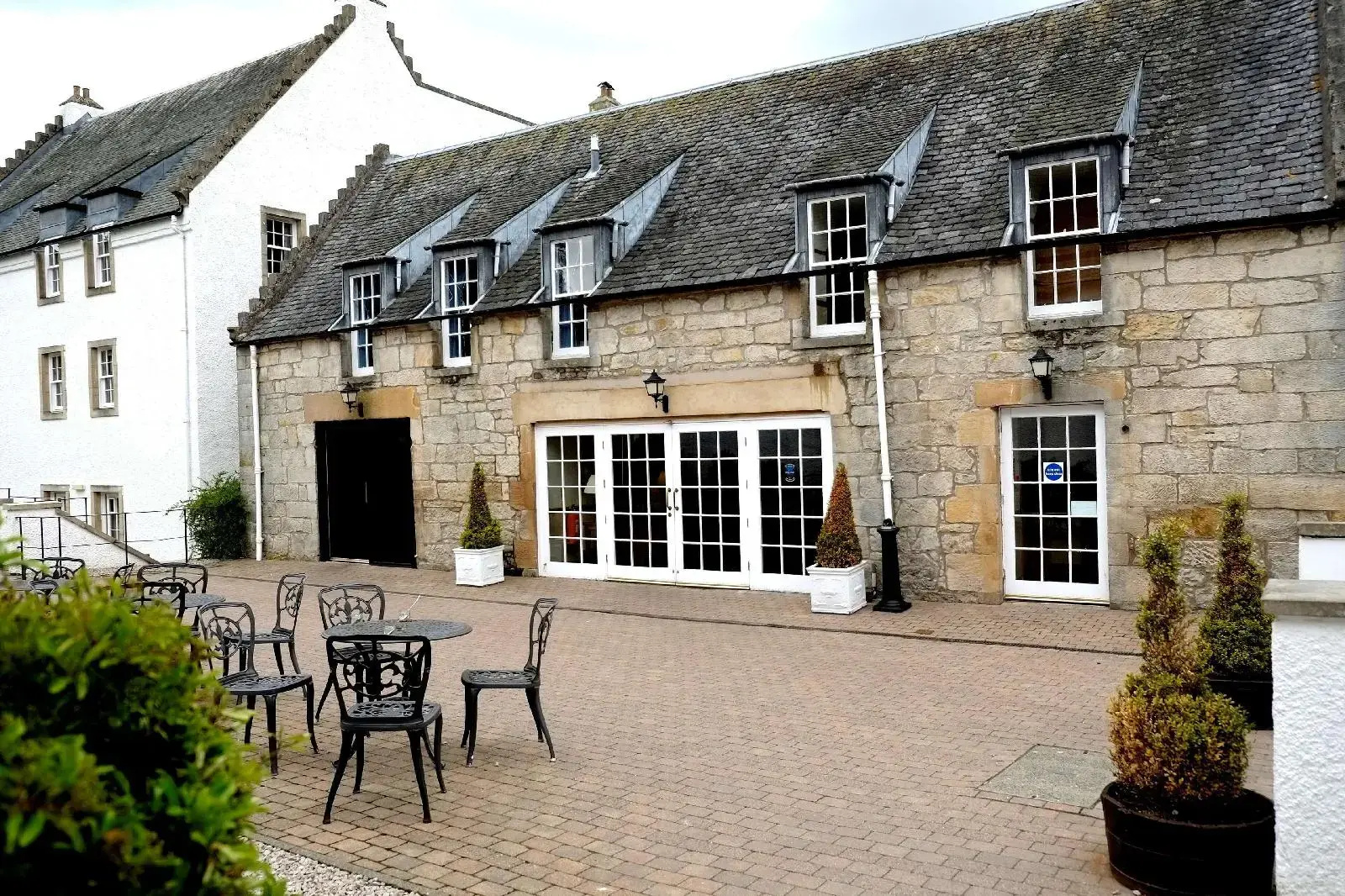Foto - Macdonald Houstoun House