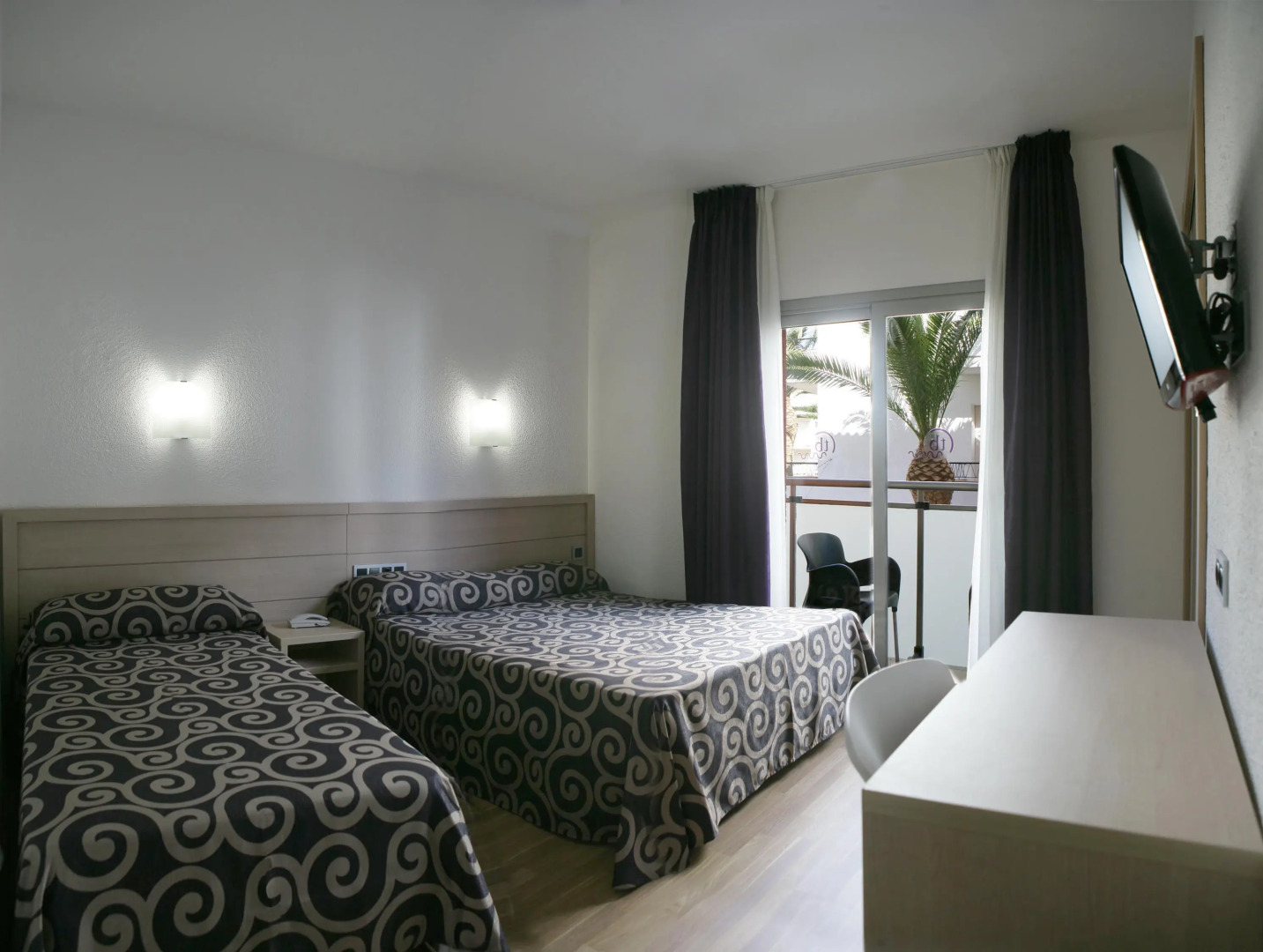 Foto - Tossa Beach Center