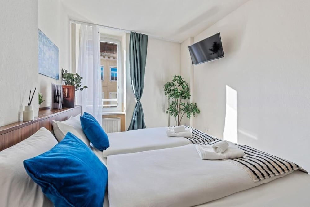 Photo - K22 Smart Rooms