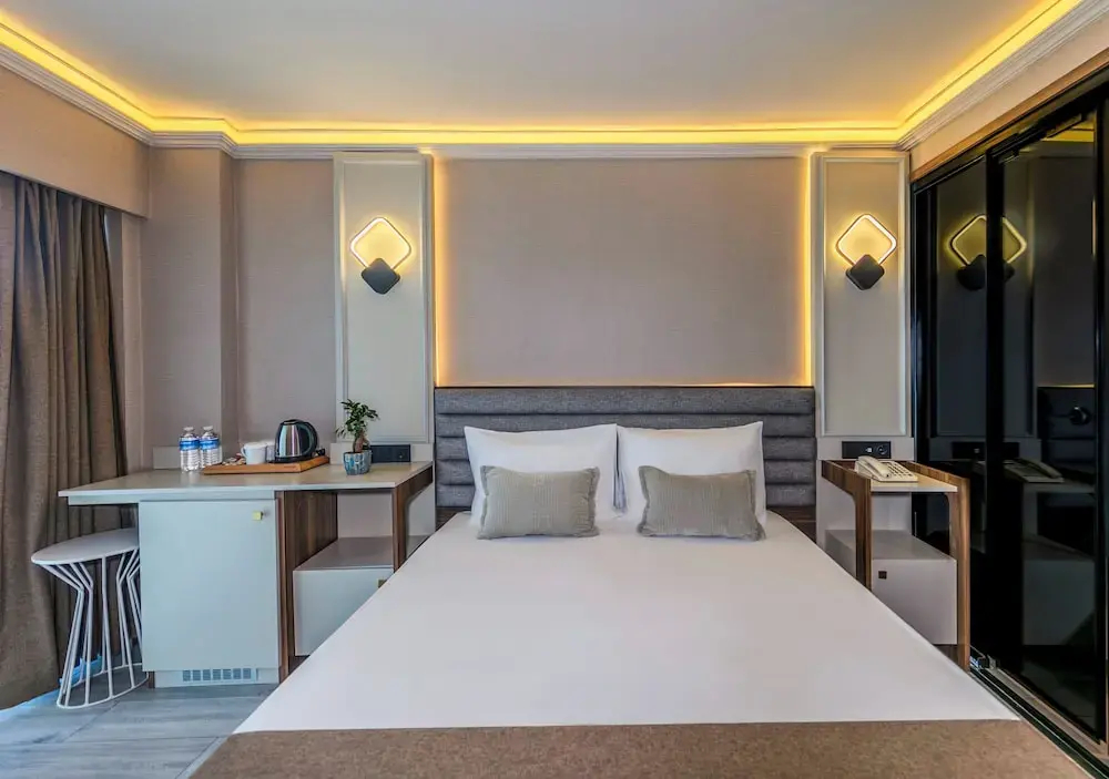 Photo - Felix Hotel