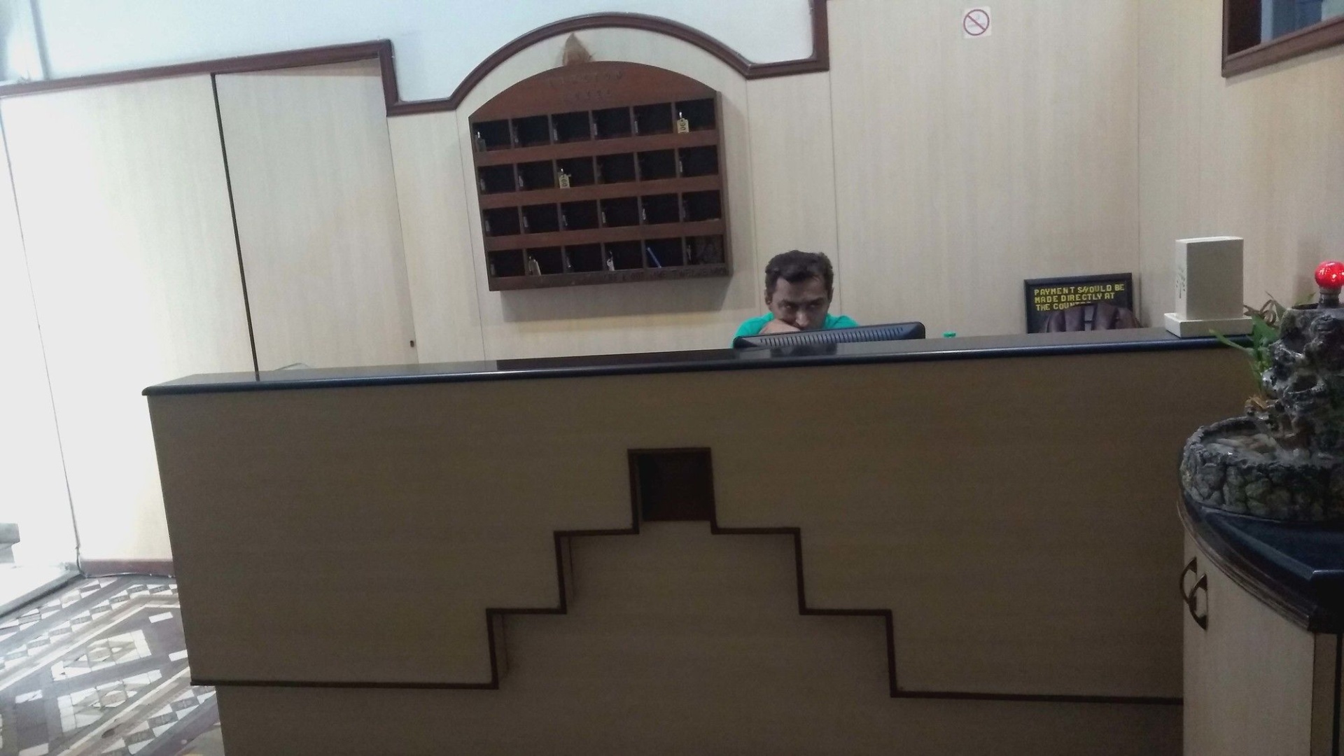 Photo - Carlton Hotel