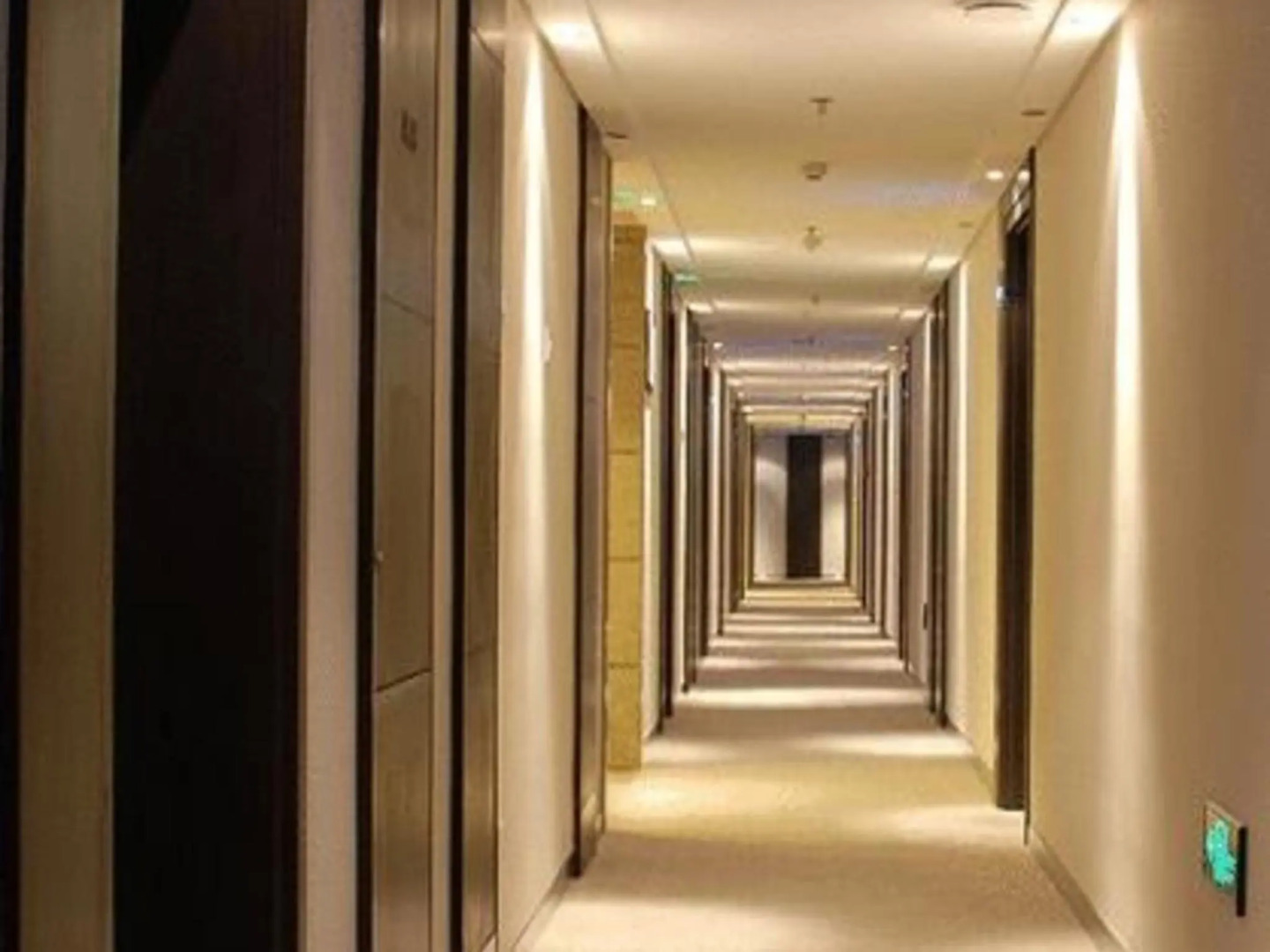 Photo - Qingdao Housing International Hotel