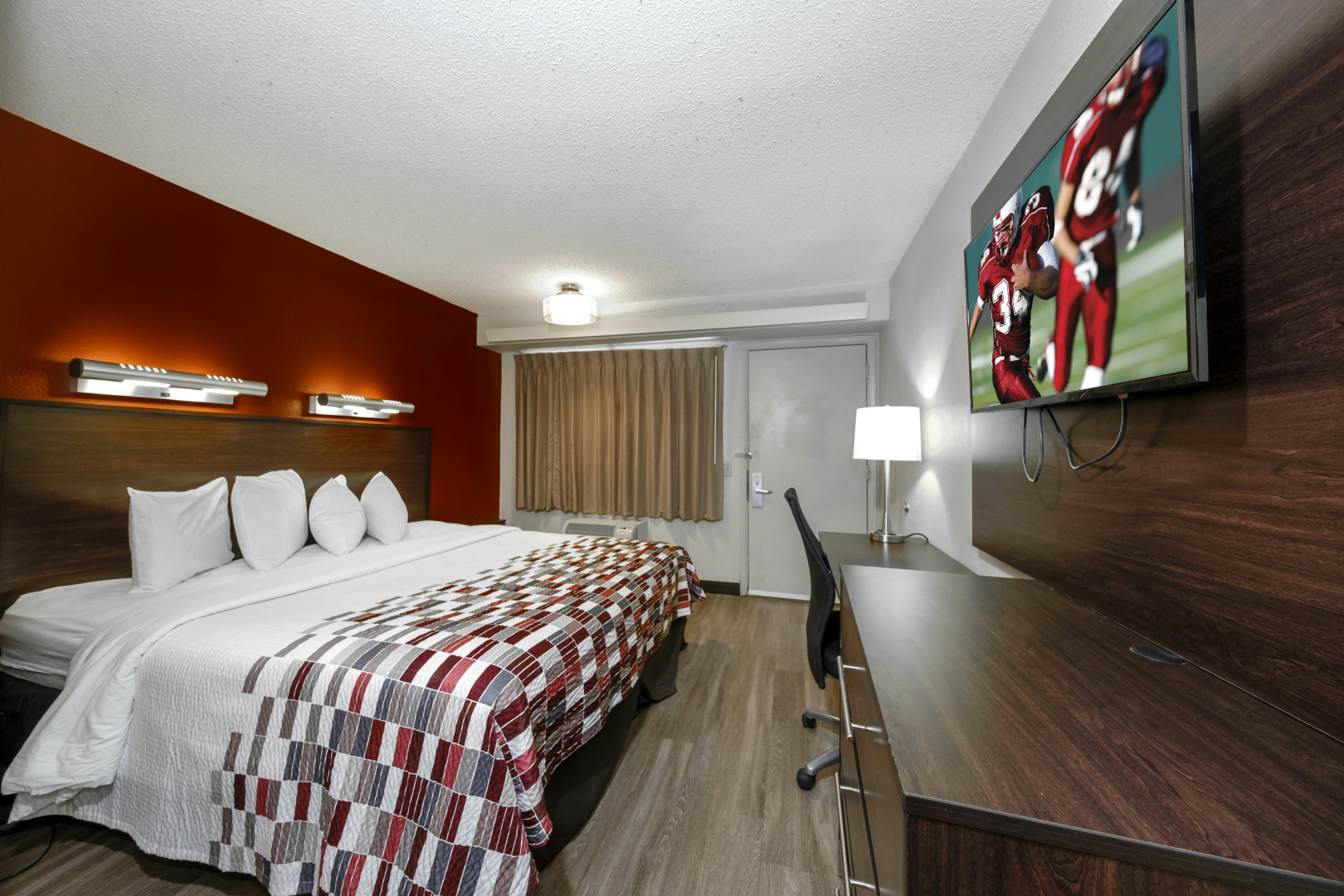 Photo - Red Roof Inn Tampa - Brandon