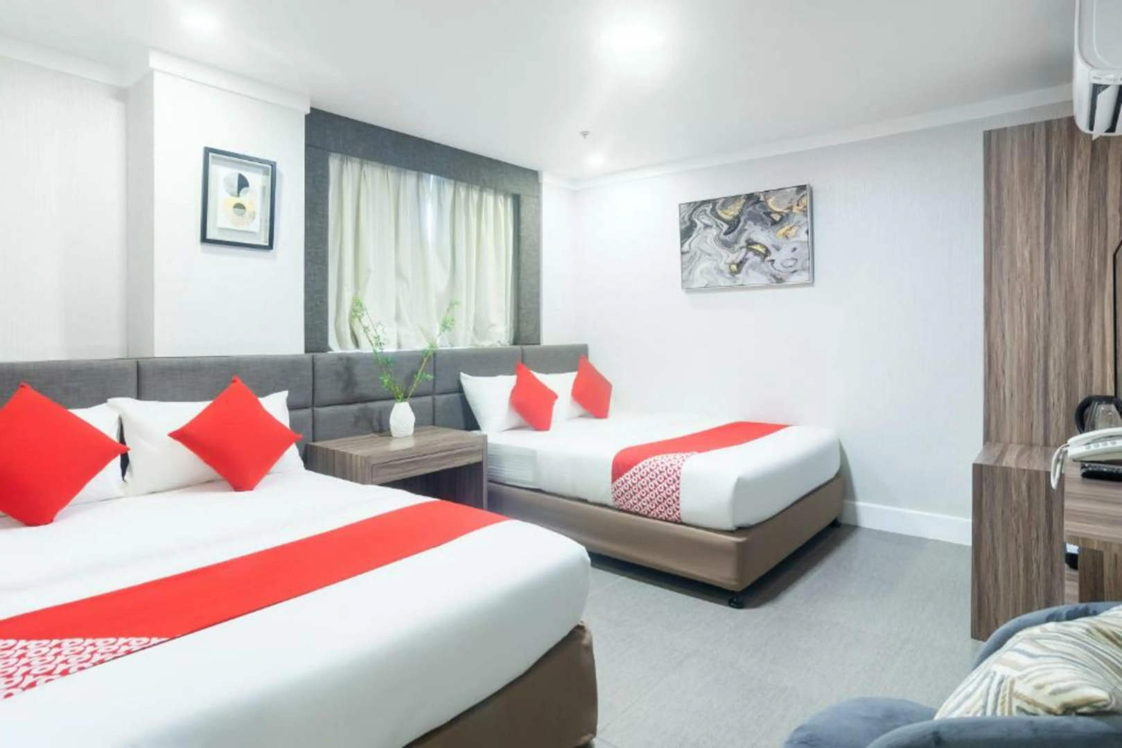 Photo - OYO 208 Anika Suites