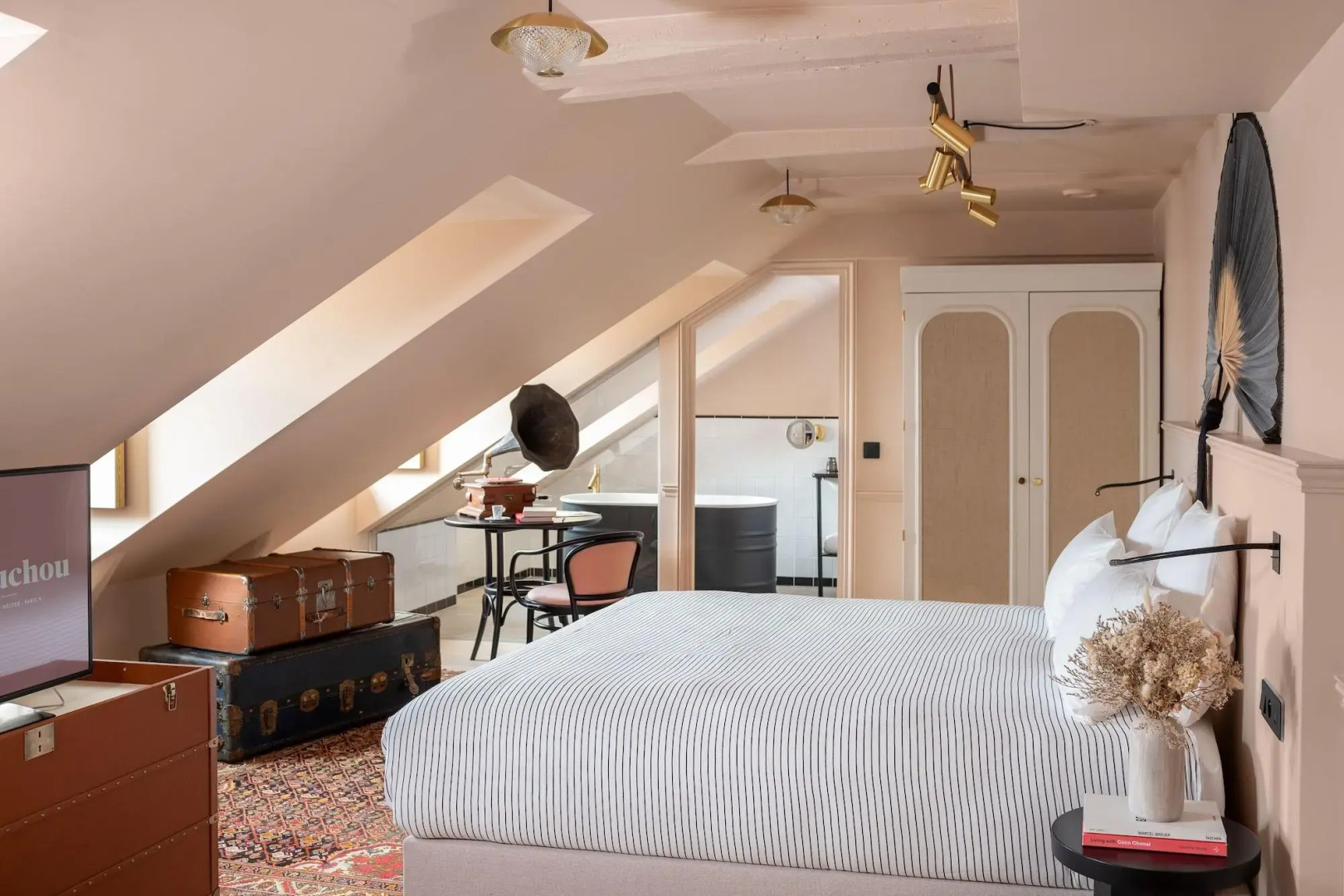 Photo - Chouchou Hotel