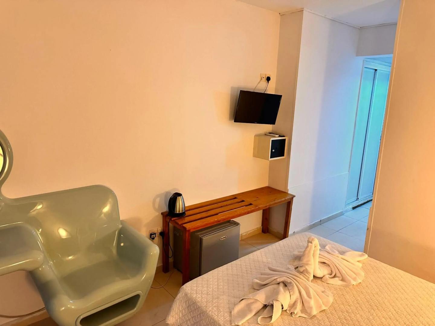 Photo - San Remo Hotel