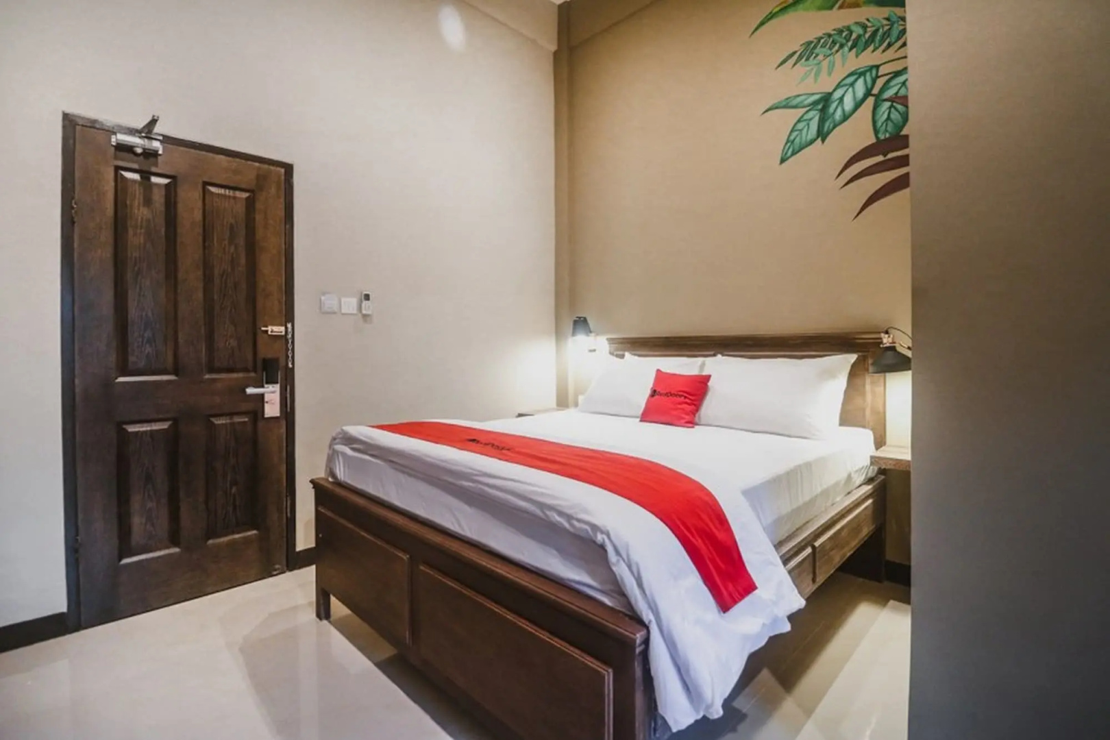 Photo - RedDoorz Plus near Mall Slipi Jaya
