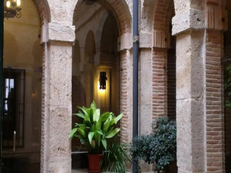 Foto - Convento de Lillo