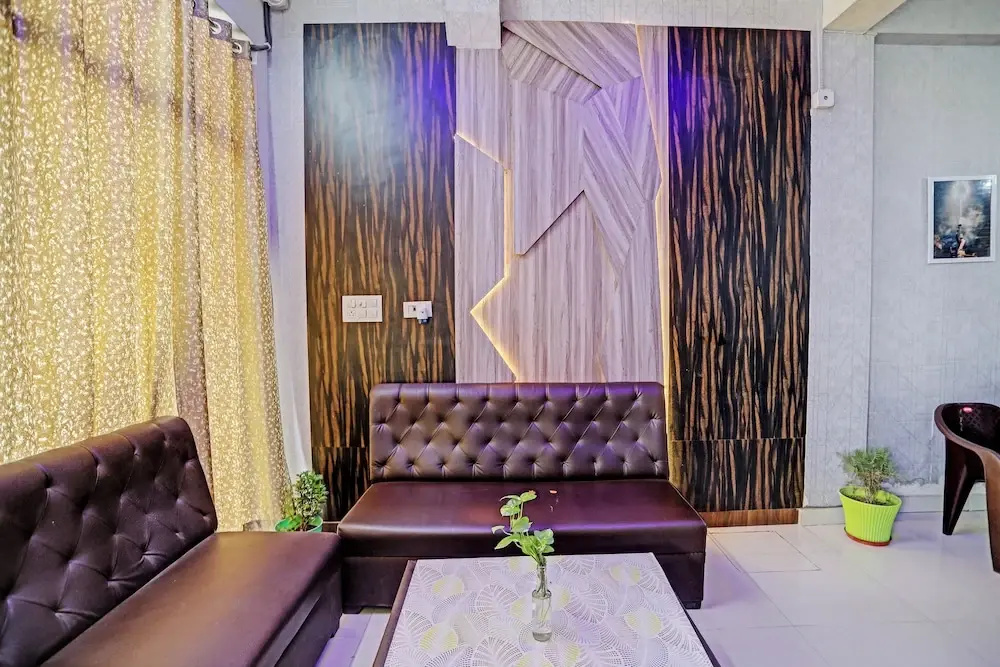 Photo - Shree Hotel