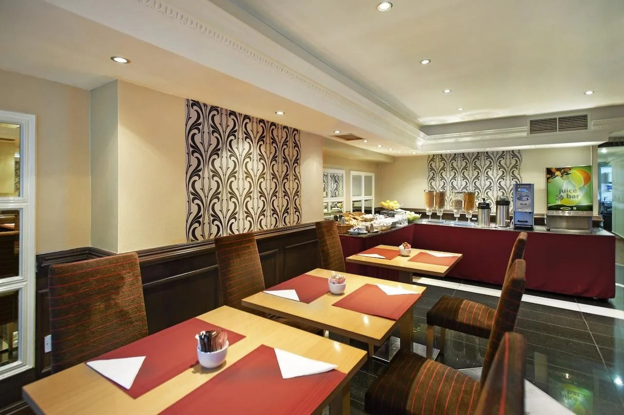 Photo - Royal Eagle Hotel