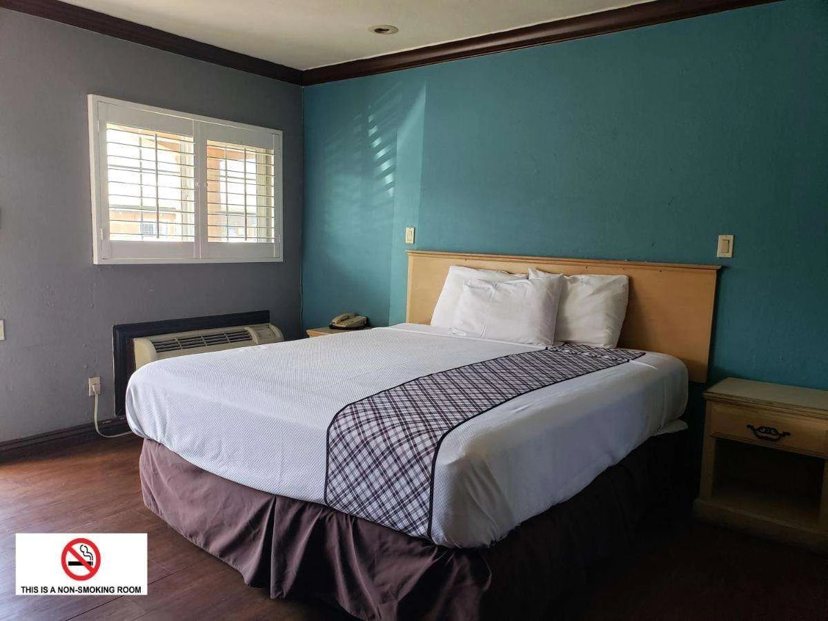 Photo - Eagle Inn Motel