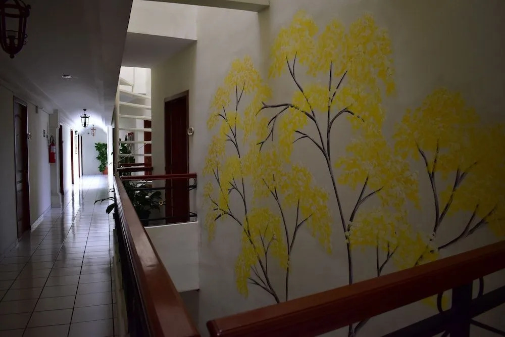 Photo - Hotel Villa Serena San Benito