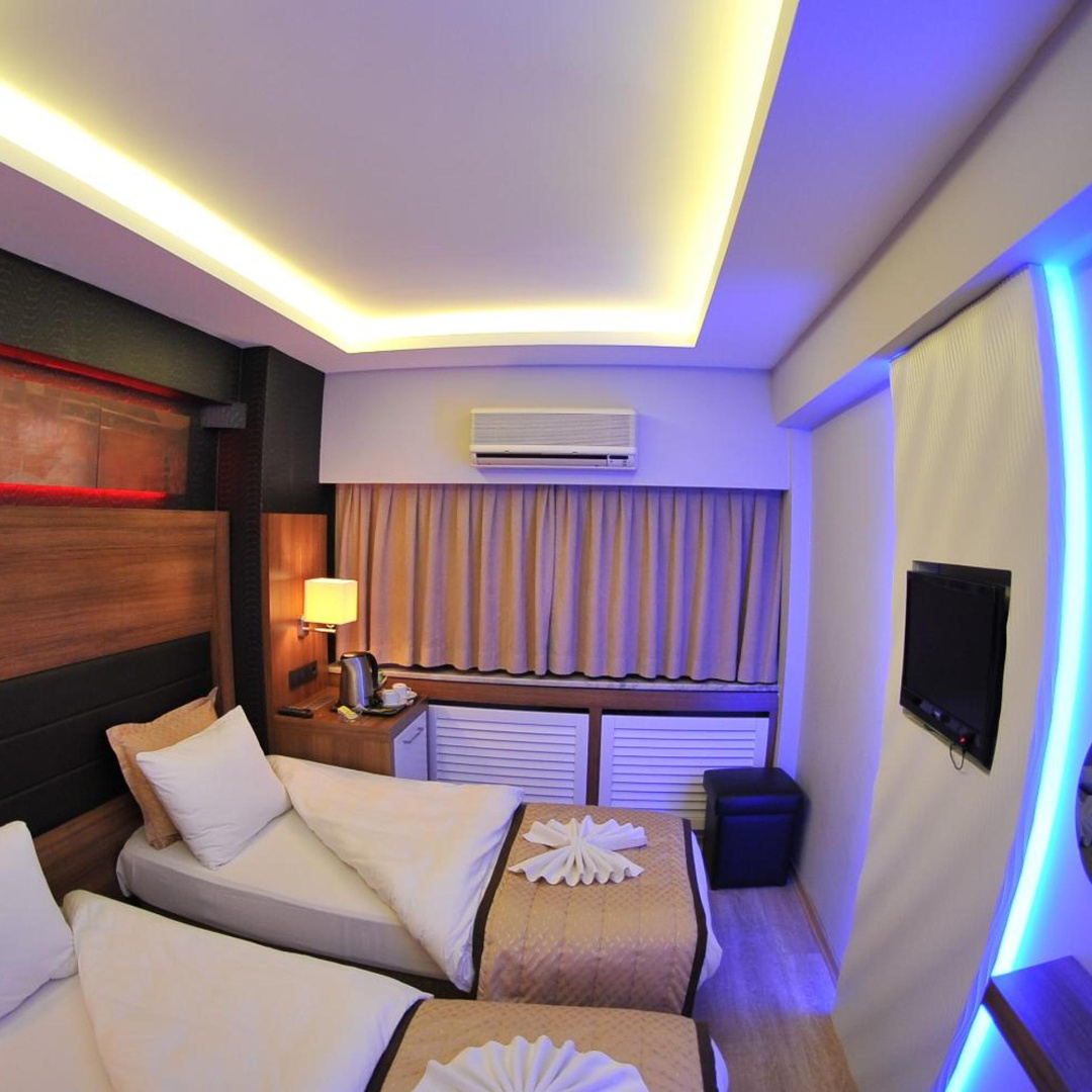 Foto - İzmir Otel Kabaçam