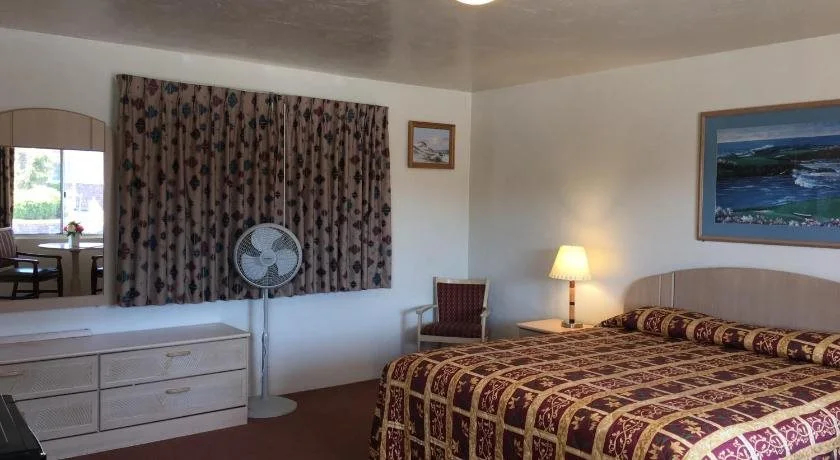 Photo - Old Marina Inn