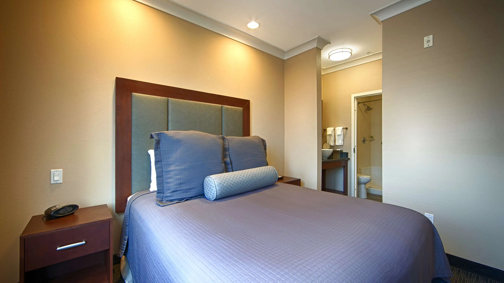 Photo - Best Western PLUS Avita Suites