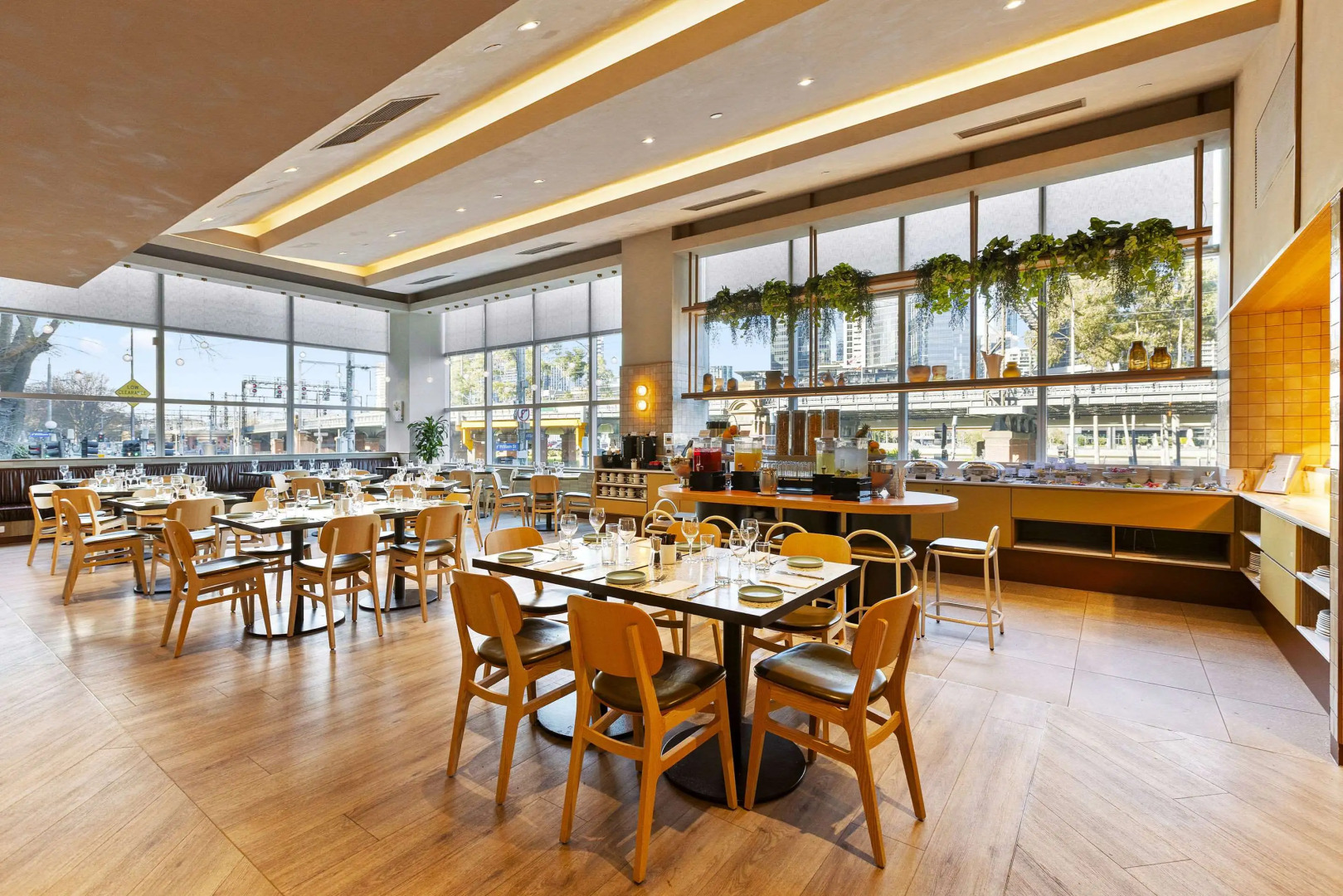 Photo - Clarion Suites Gateway