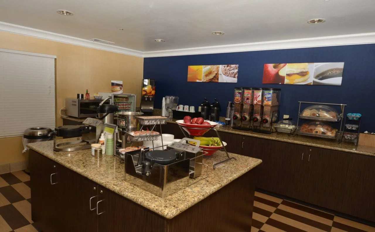 Photo - SureStay Hotel by Best Western Ontario Airport