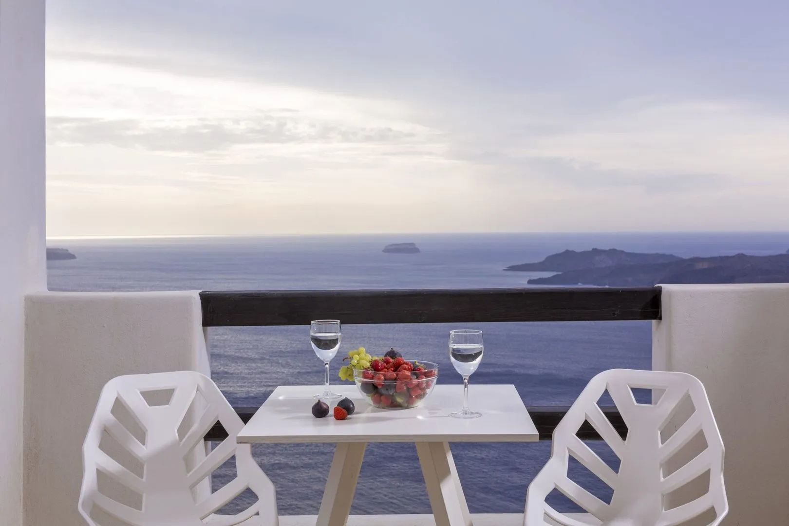 Foto - Apeiron Blue Santorini   Sustainable Adults Only 14+