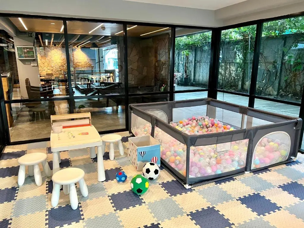 Photo - Peace Land Khaosan