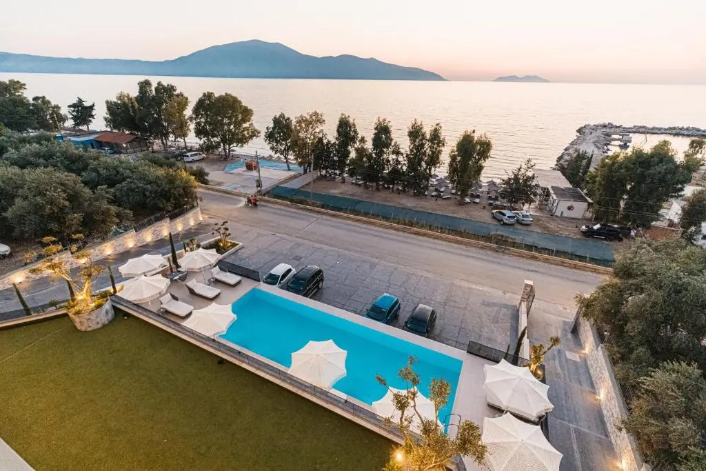 Photo - Mazarine Hotel
