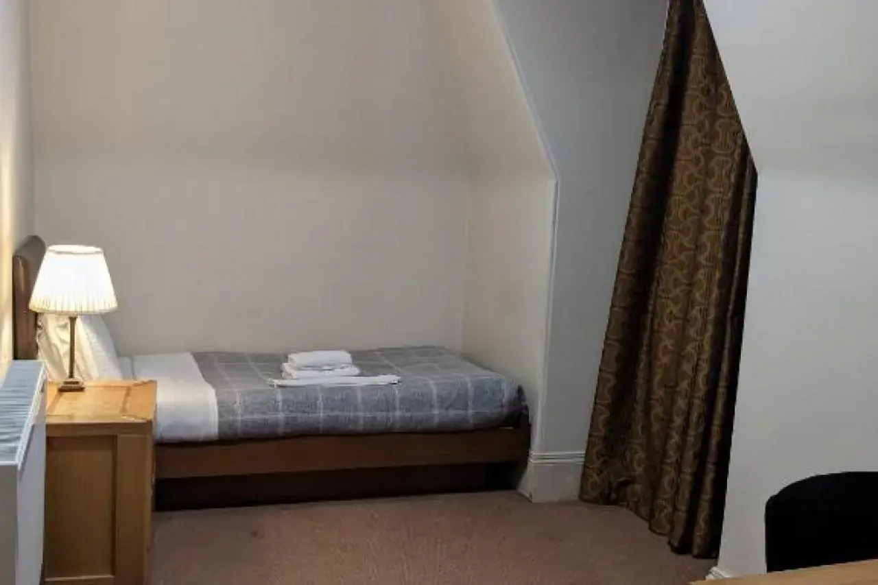 Photo - Aberdeen House