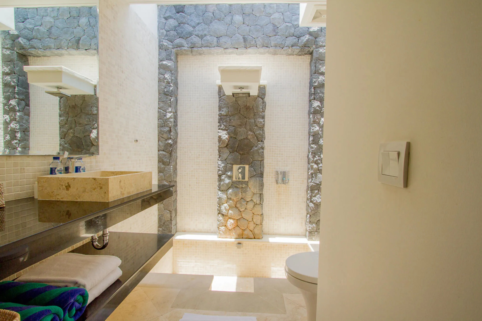 Photo - Vishuddha Ajna Villa - Outstanding 2 bdr villa - GREAT LOCATION!