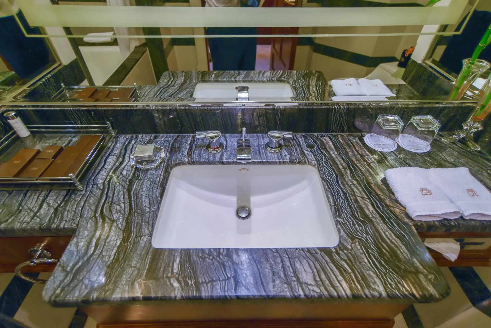 Photo - Xijiao State Guest Hotel