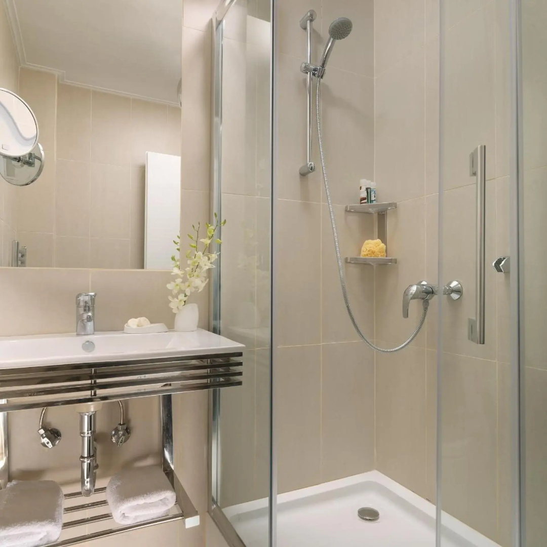 Photo - Blazer Suites Hotel