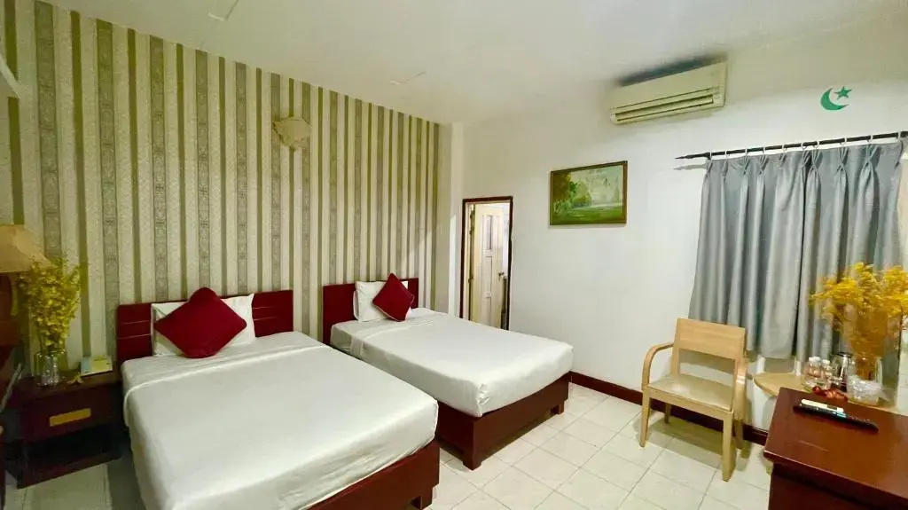 Photo - Gold hotel, Saigon