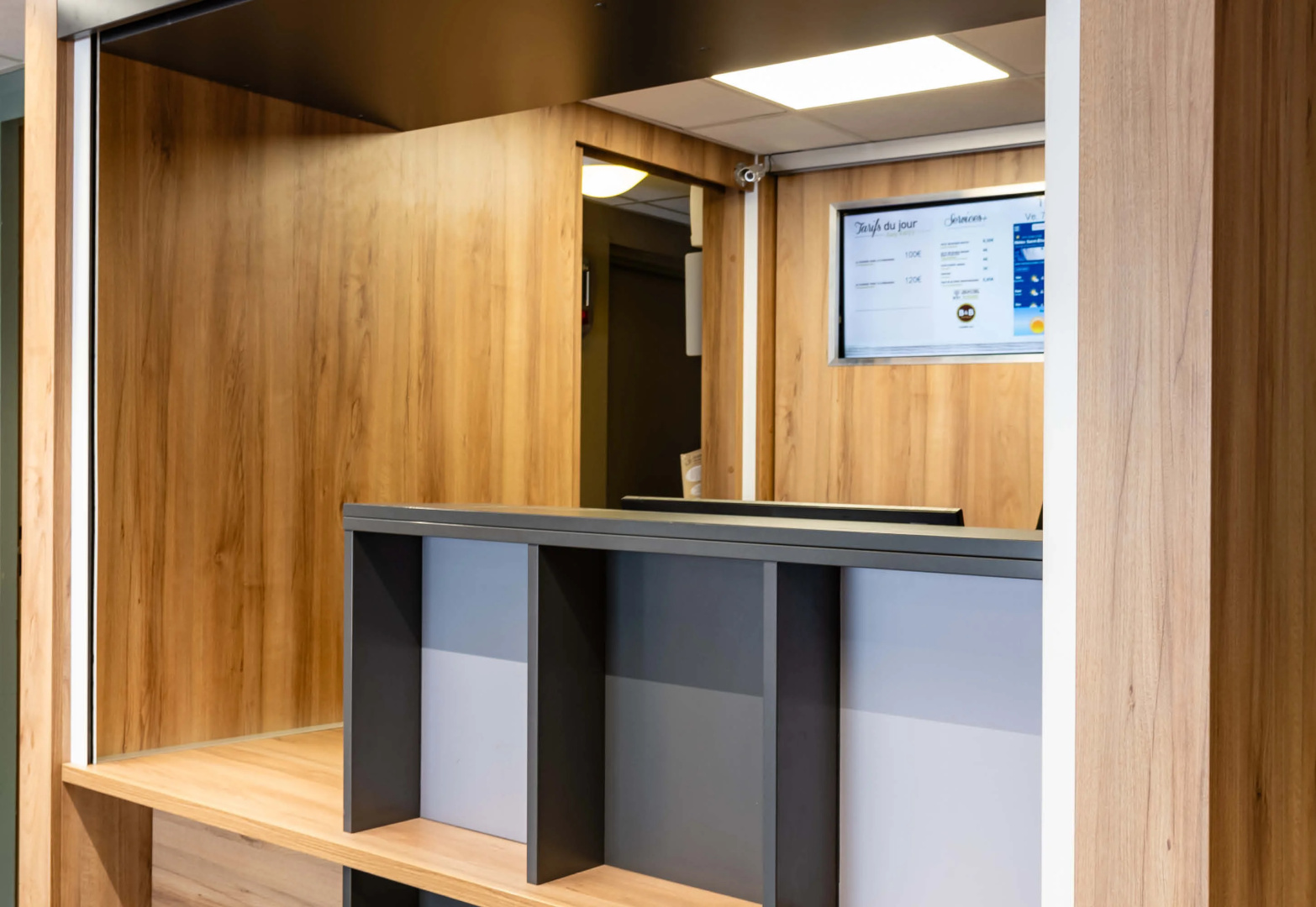 Photo - B&B HOTEL Saint-Etienne Monthieu