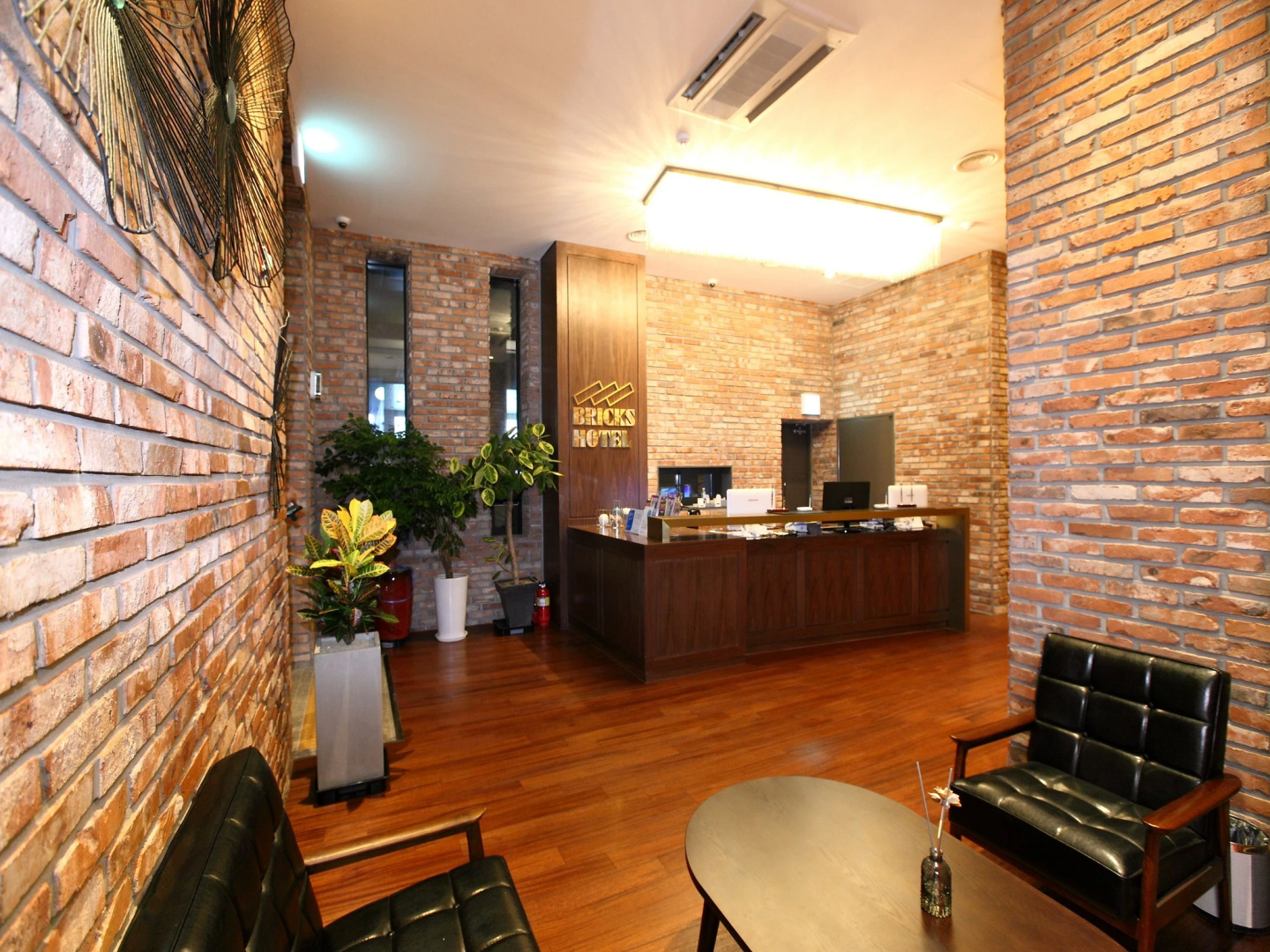 Foto - Bricks Hotel