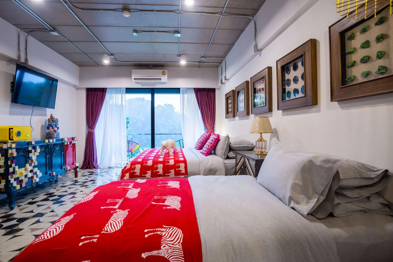 Photo - River Art Hotel