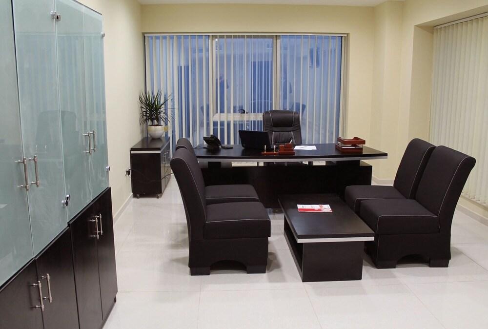 Photo - Palestine Plaza Hotel