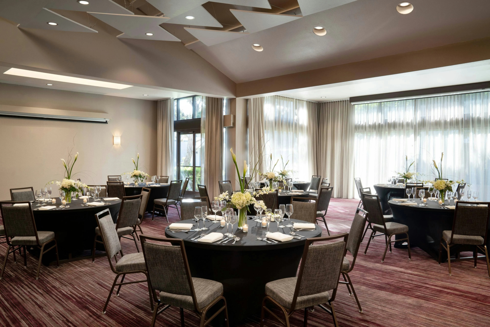 Photo - Courtyard by Marriott San Francisco Airport