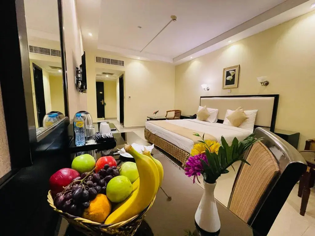 Photo - Palm Beach Hotel