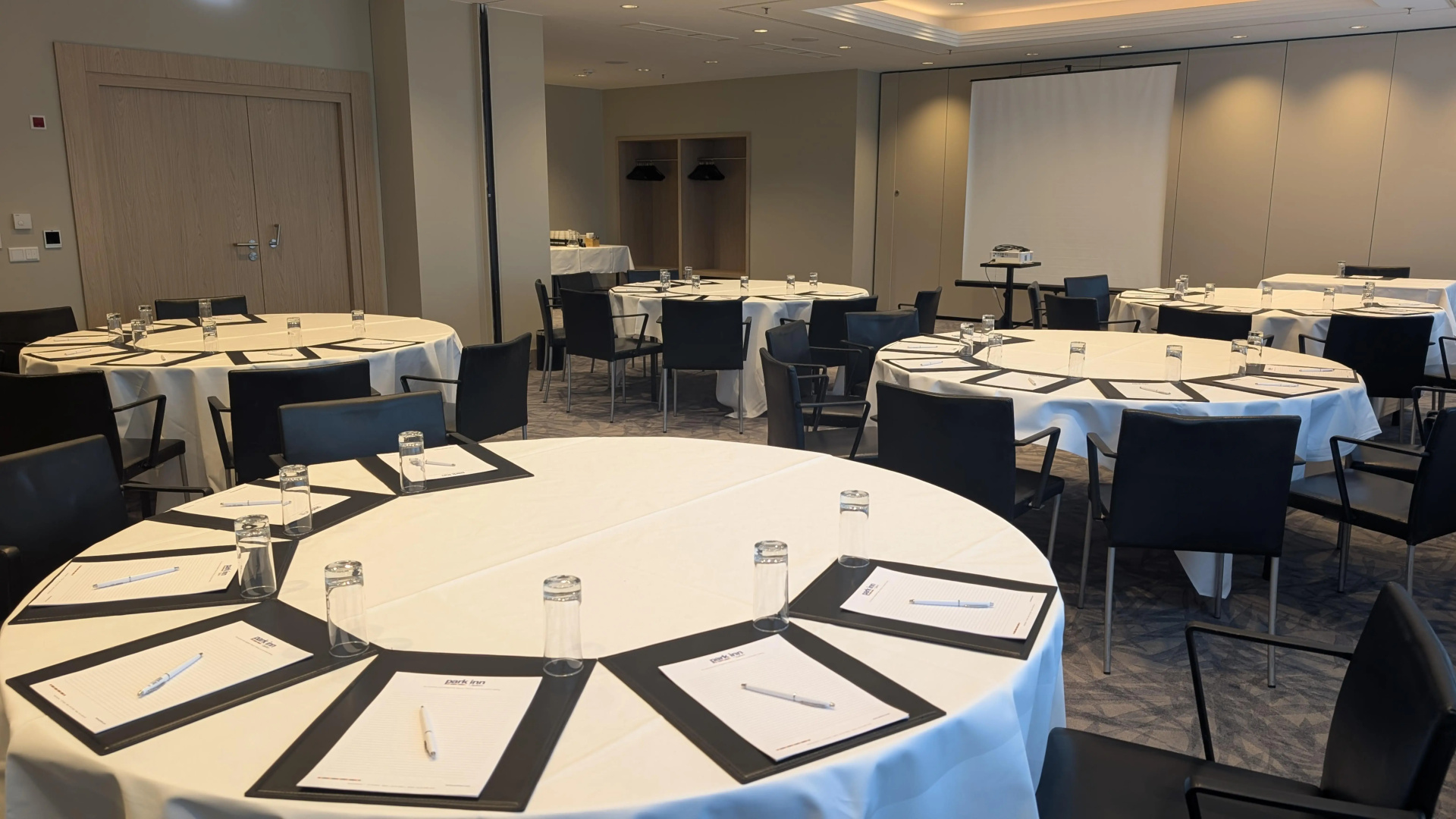 Photo - Park Inn by Radisson Berlin Alexanderplatz