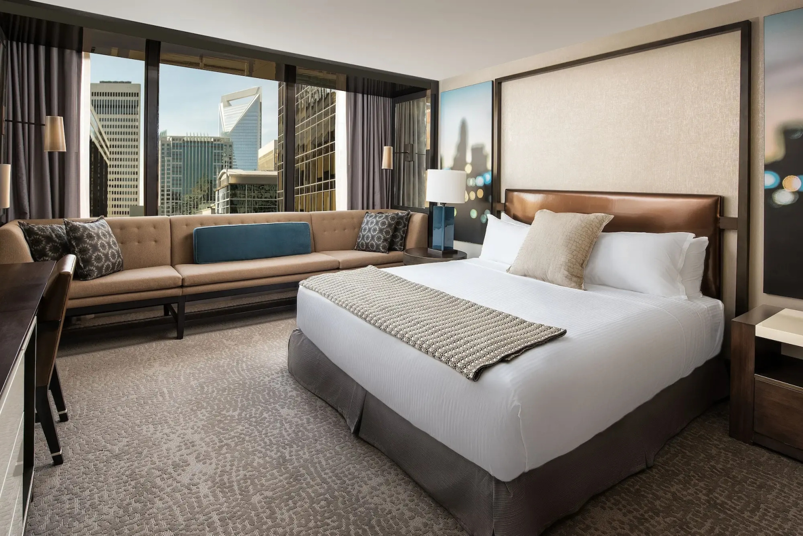 Photo - Omni Charlotte Hotel