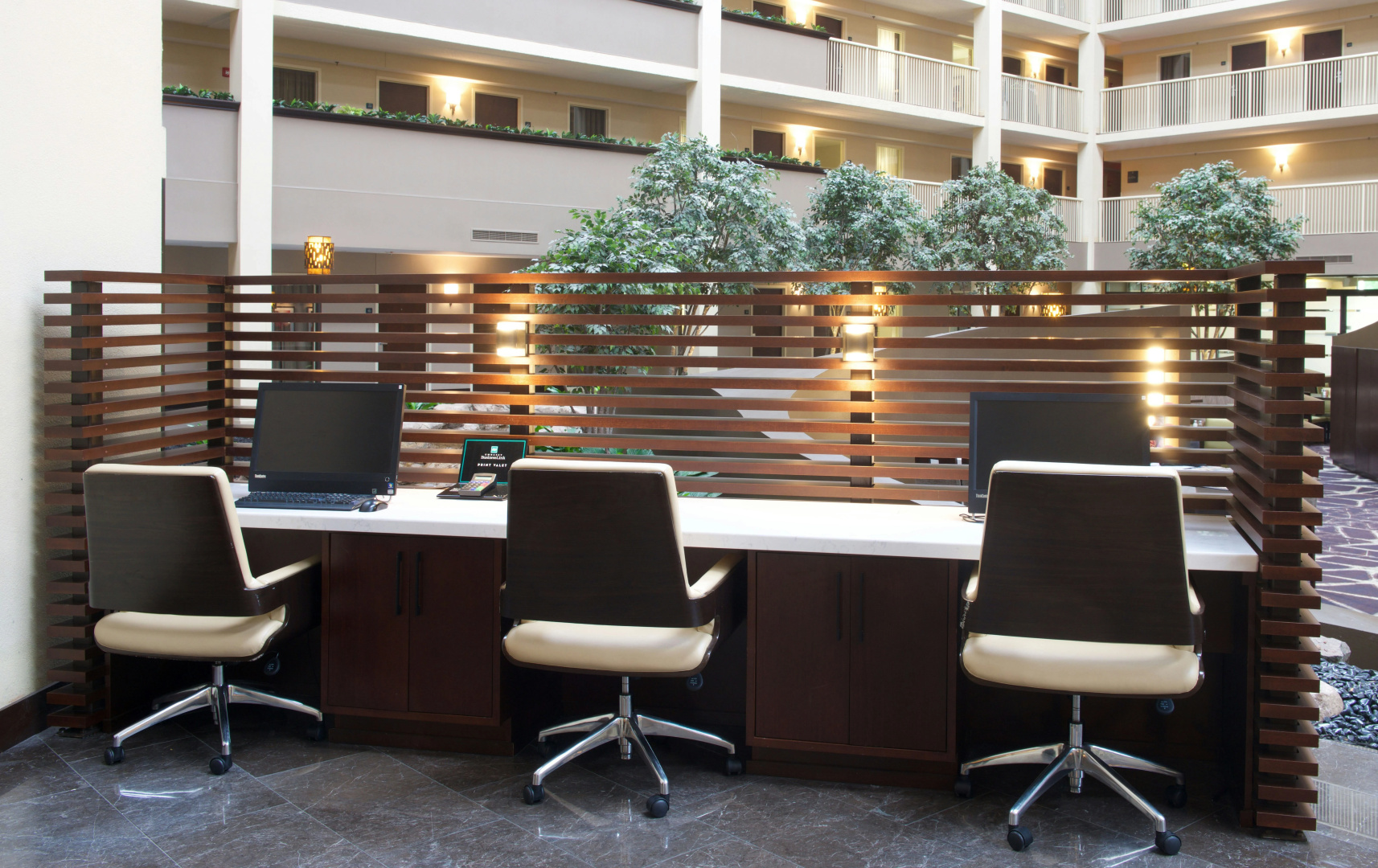 Foto - Embassy Suites by Hilton Philadelphia Airport