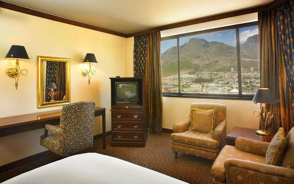 Photo - Southern Sun Cape Sun