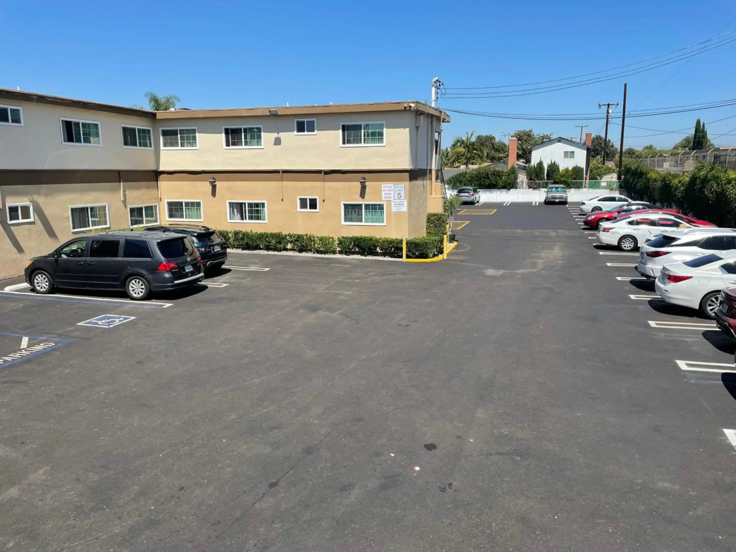 Photo - Grand Inn