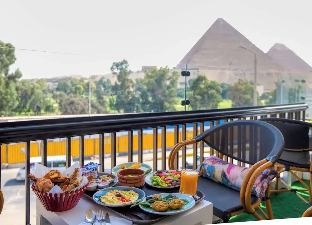 Photo - Maria Pyramids House