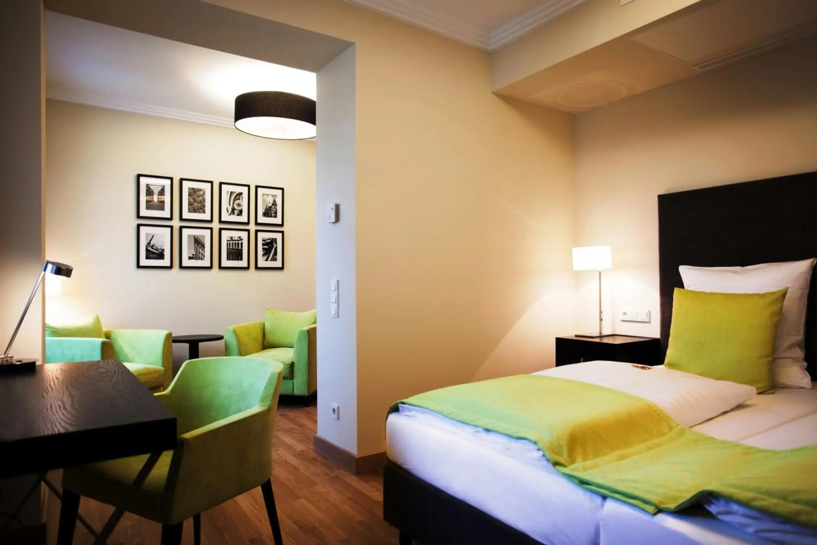 Photo - Hamburger Hof Hotel